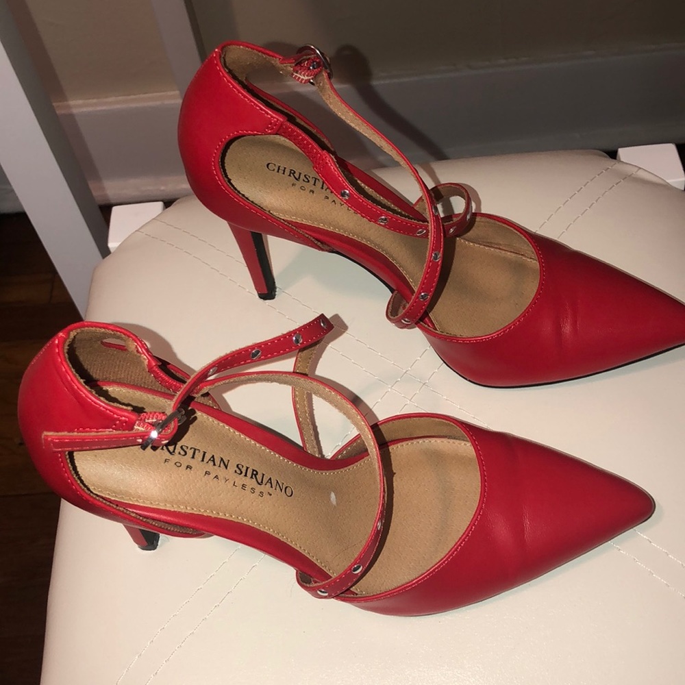 Red heels - Picture 2 of 2